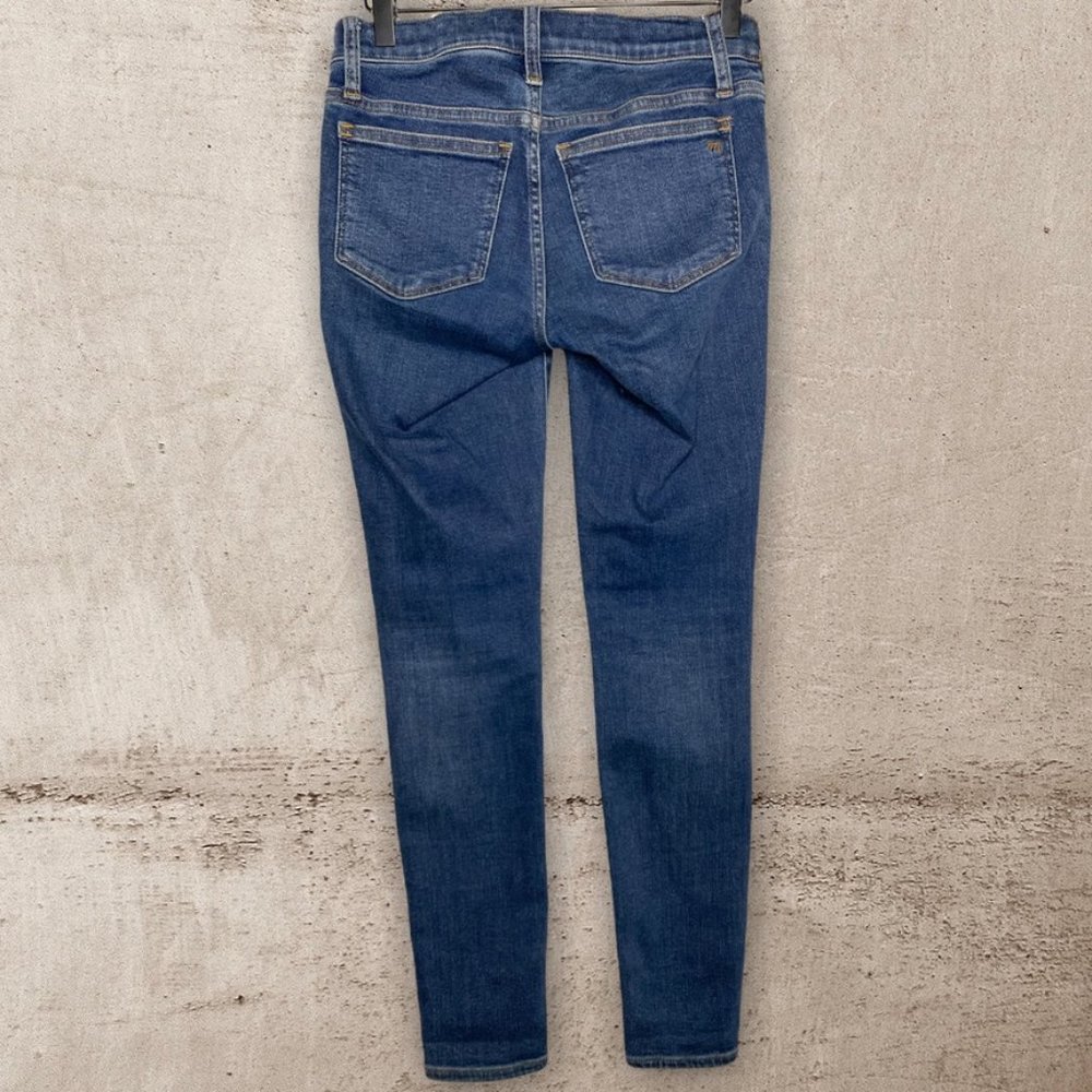 Madewell Maternity Skinny Size 24 Medium Wash - Picture 2 of 11